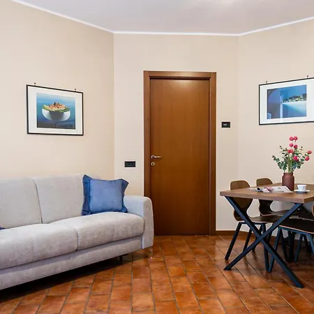 Italianway Easy - Corso San Gottardo 5 Apartament *